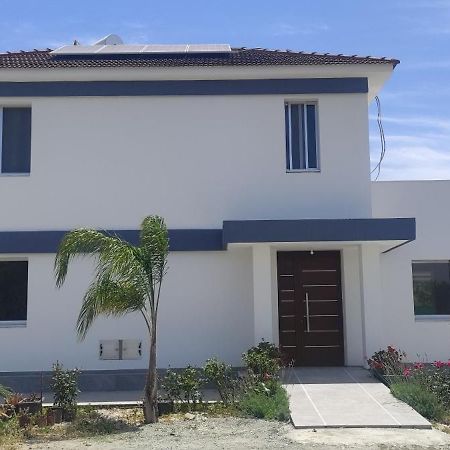 Kiti Village Villa, Cyprus, Salt-Water Pool, 6 Bedrooms, Larnaca Exterior foto
